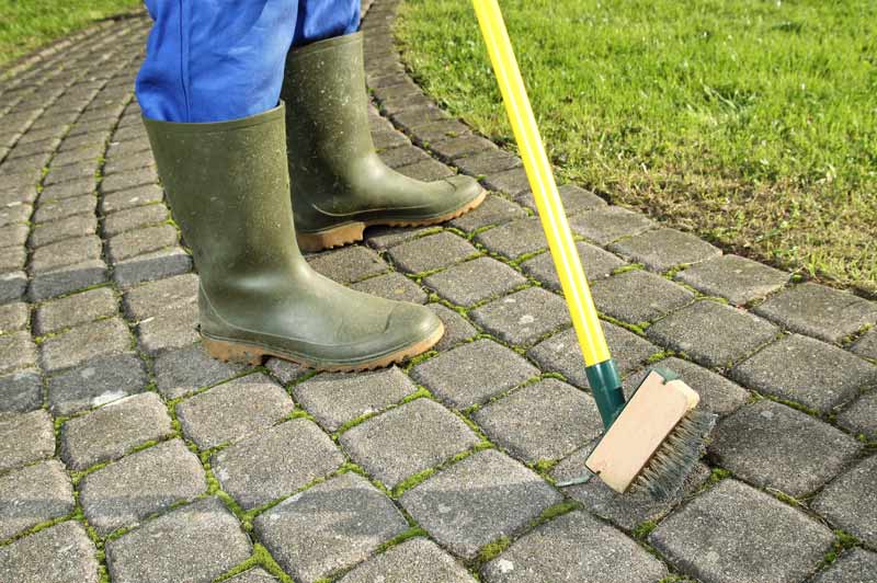 NETTOYAGE DES EXTÉRIEURS - H.T.Renov Jumet en Belgique Région Wallonne, Flamande et Bruxelles  : nettoyage de vos allées, pavés, klinker, pierre bleue, terrasse... Résine hydrofuge protection revêtements de sol